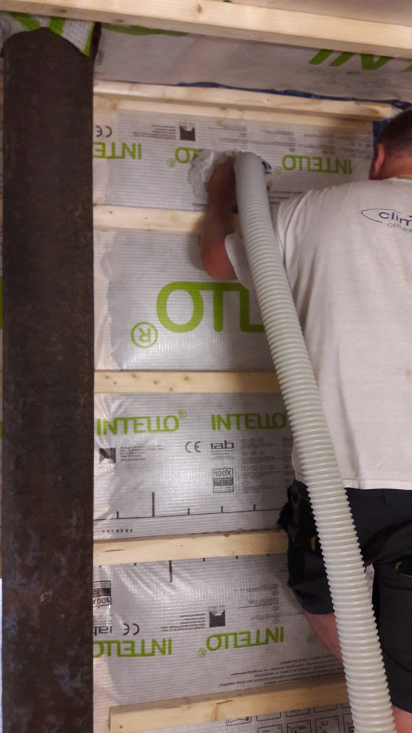 Rénovation sous-toiture poutres T – Image 3