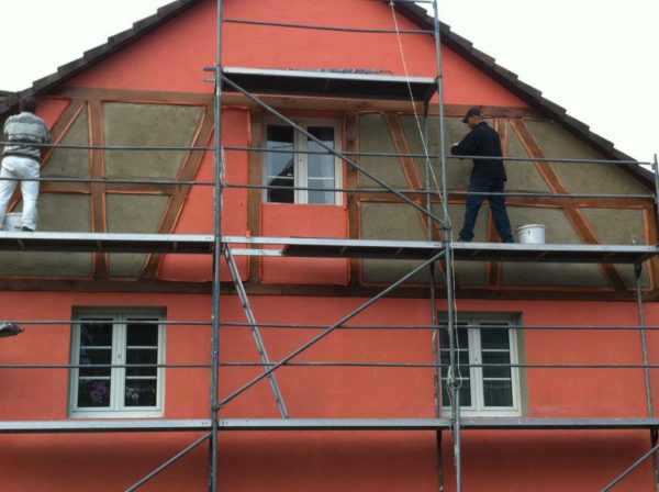 Isolation extérieure mur enduit par fibres bois rigides